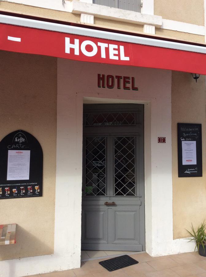 Logis Hotel Du Champ De Foire Saint-Aulaye-Puymangou المظهر الخارجي الصورة